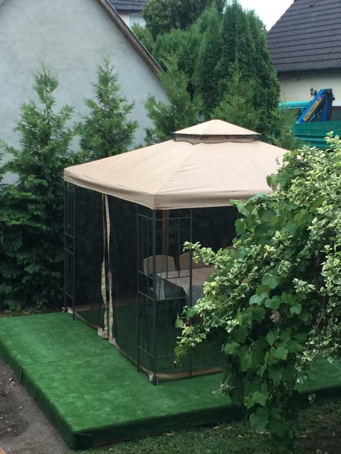 Rozsavoelgy Apartman Balatonlelle Luaran gambar